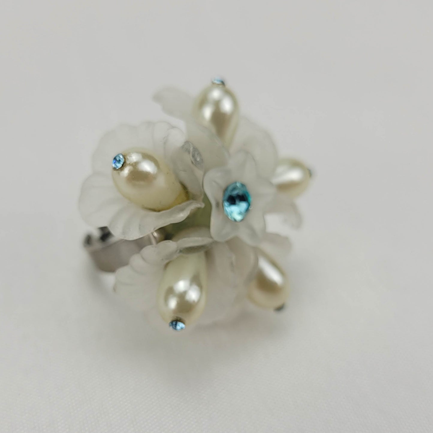 1950's Celluloid Flower Ring with Beads and a Blue Rhinestones