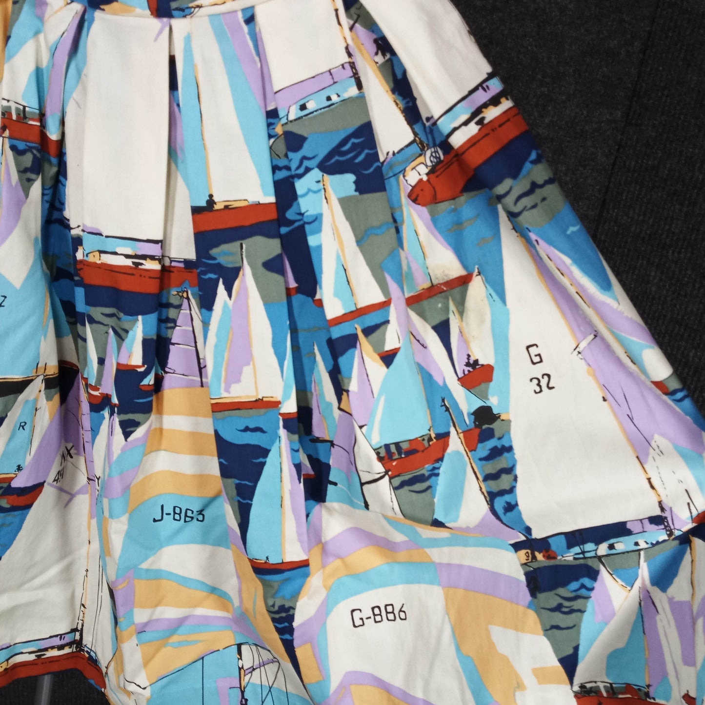 1950's Sailboat Print Cotton Circle Skirt with Pockets - Needs Love