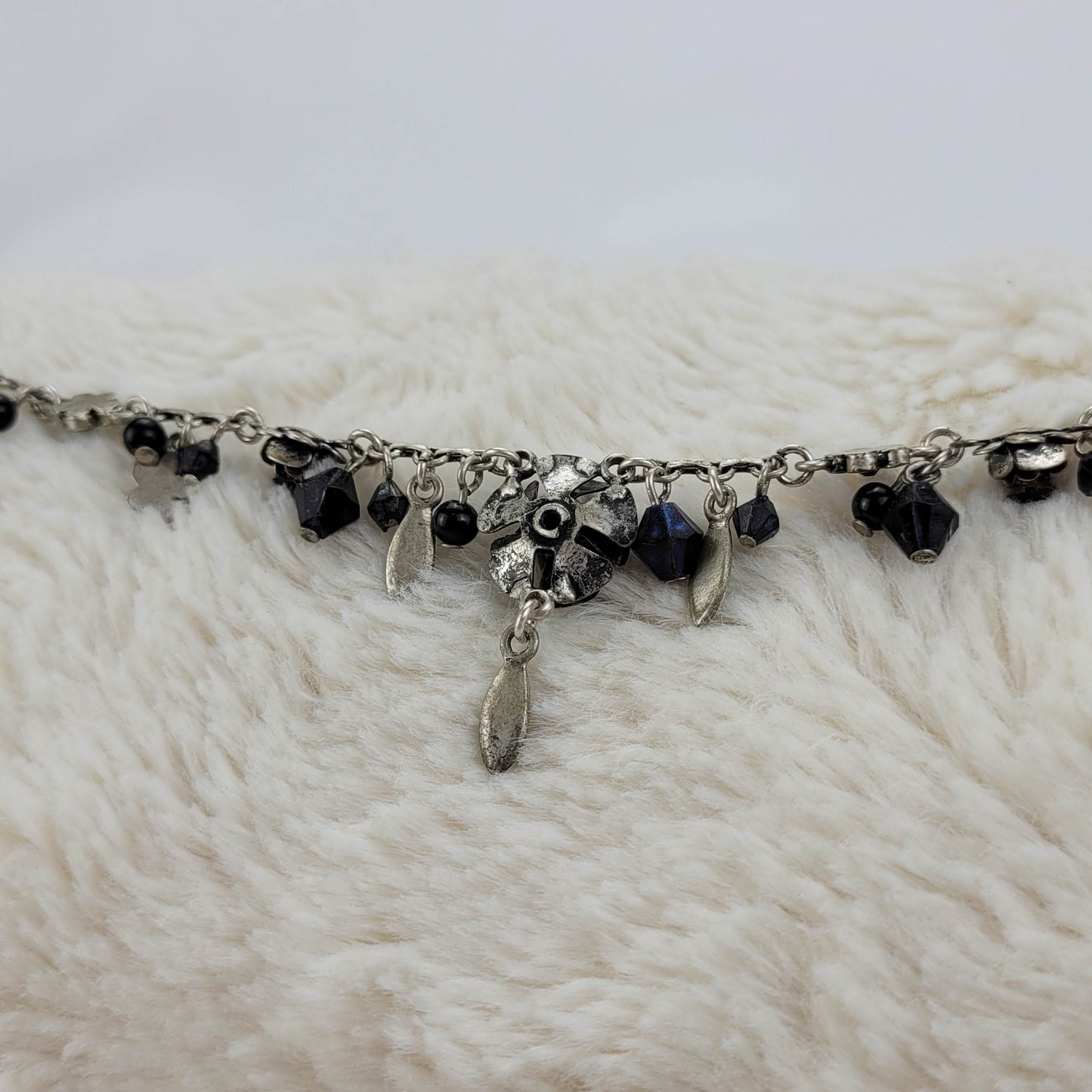 1970s Vintage Black Stone and Silver Tone Metal Necklace and Hoop Earring Set