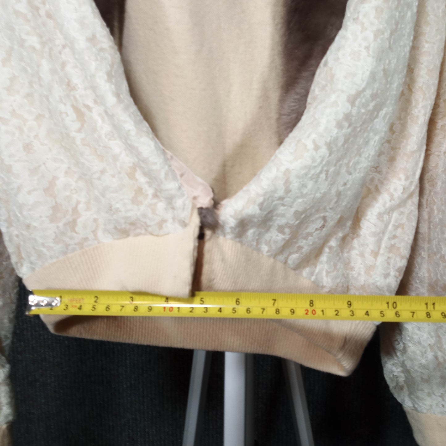 1950's Cream Lace Cardigan with Faux Fur Collar