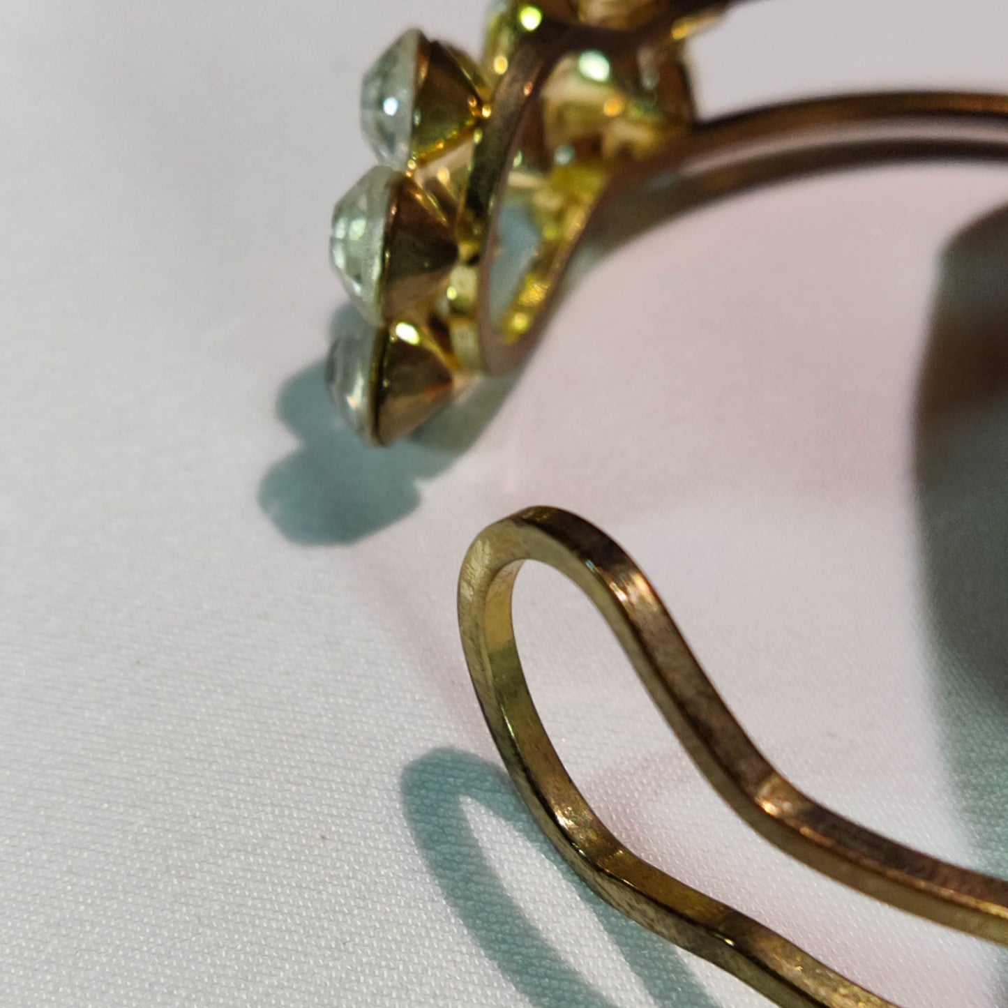 1960's Gold Tone Metal Clamper Bracelet with Rhinestone Flower