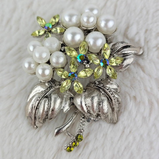 1950's Vintage Silver Leaf Green Rhinestone Cluster Pin by RMN