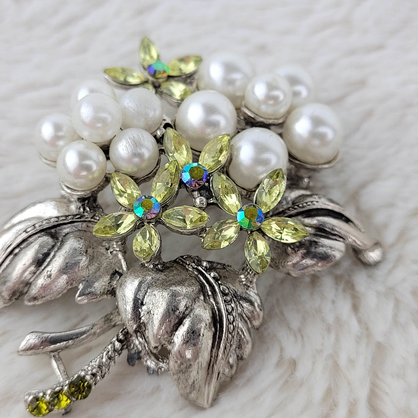 1950's Silver Leaf Green Rhinestone Cluster Pin by RMN