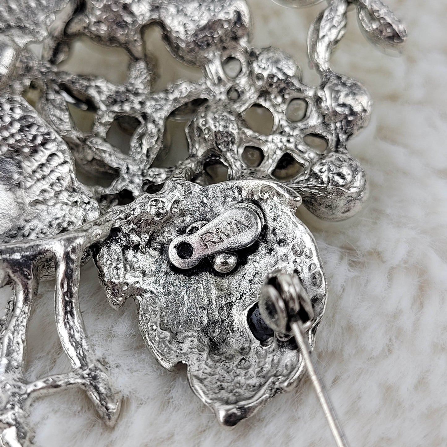 1950's Silver Leaf Green Rhinestone Cluster Pin by RMN