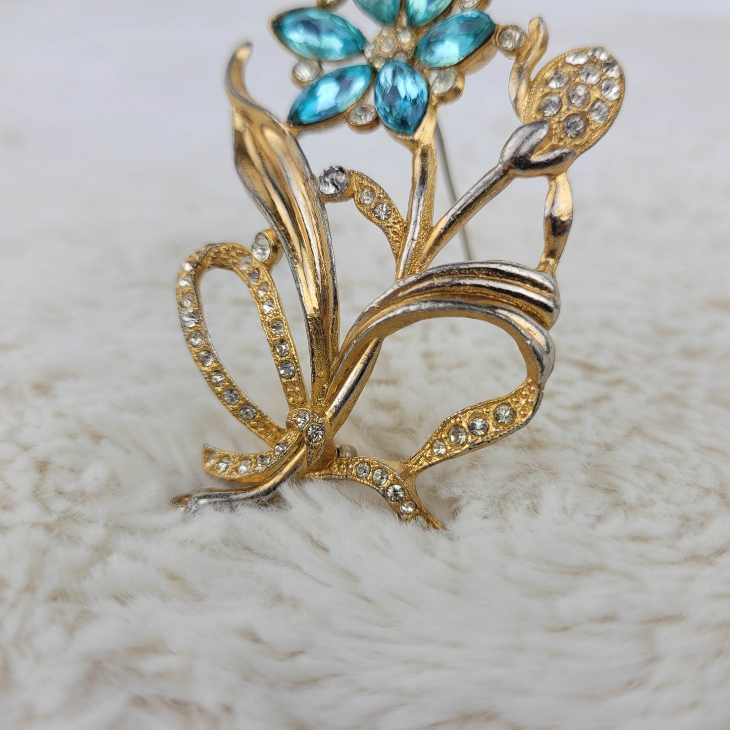 1940's Flower Spray Pin with Turquoise and Clear Rhinestones