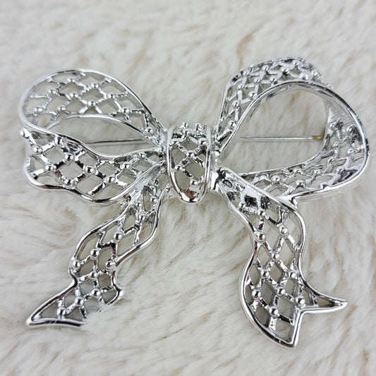 1960's Vintage Silver Tone Metal Filigree Bow Pin
