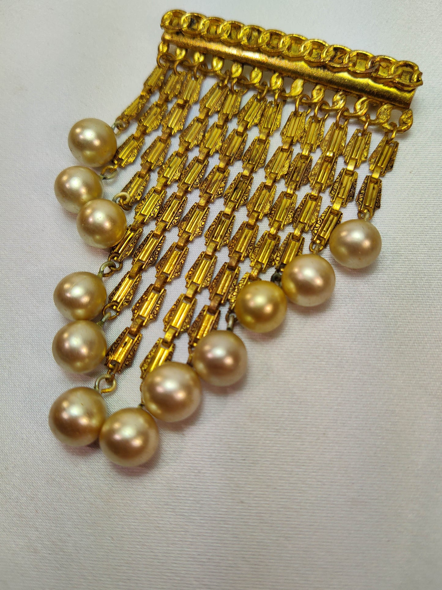 1940's Gold Tone Metal Rectangular Chain Dangle Pin with Pearl Beads