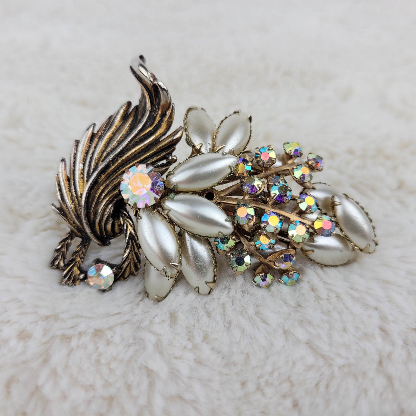 1950's Aurora Borealis Rhinestone and Pearl Bead with Gold Tone Spray Pin