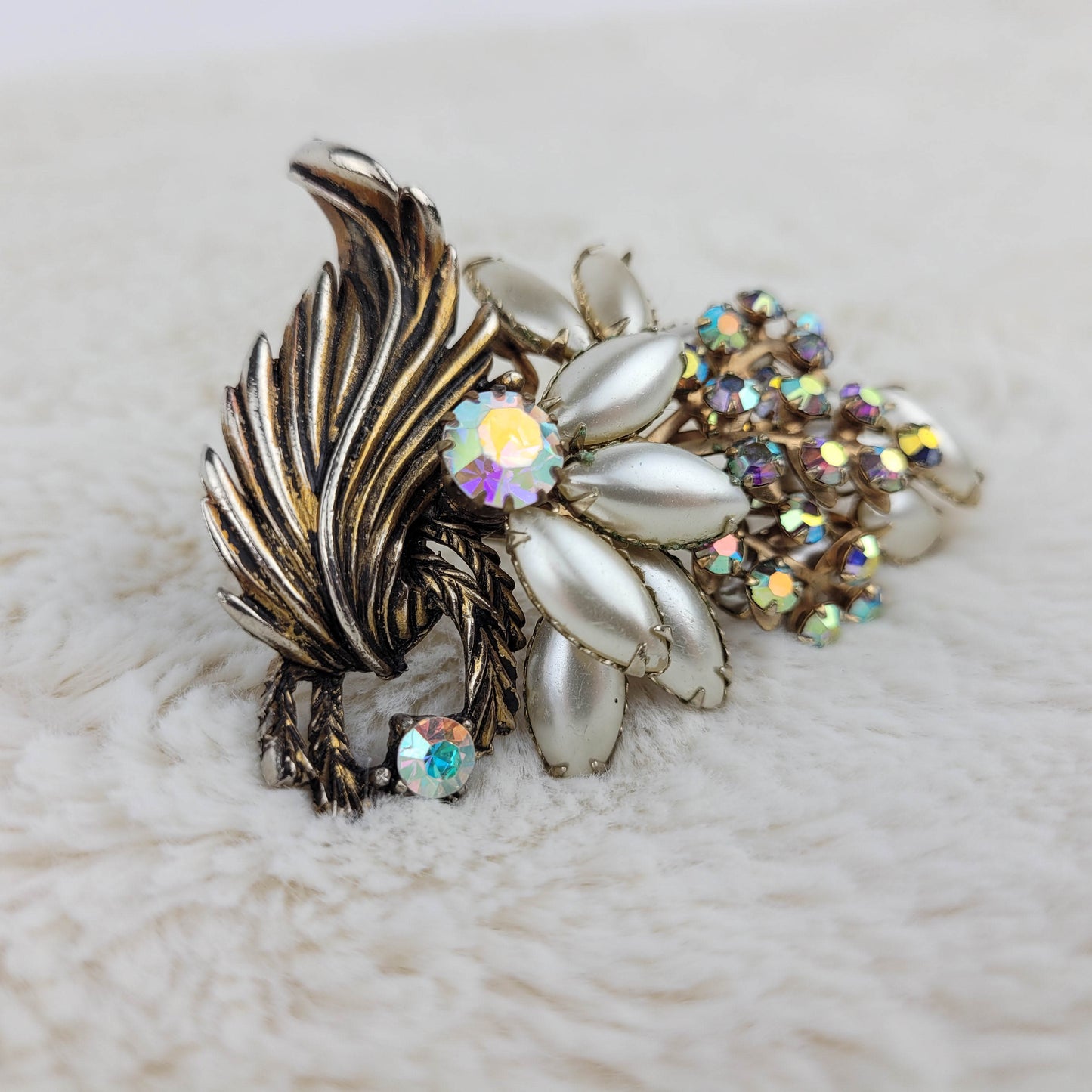 1950's Aurora Borealis Rhinestone and Pearl Bead with Gold Tone Spray Pin