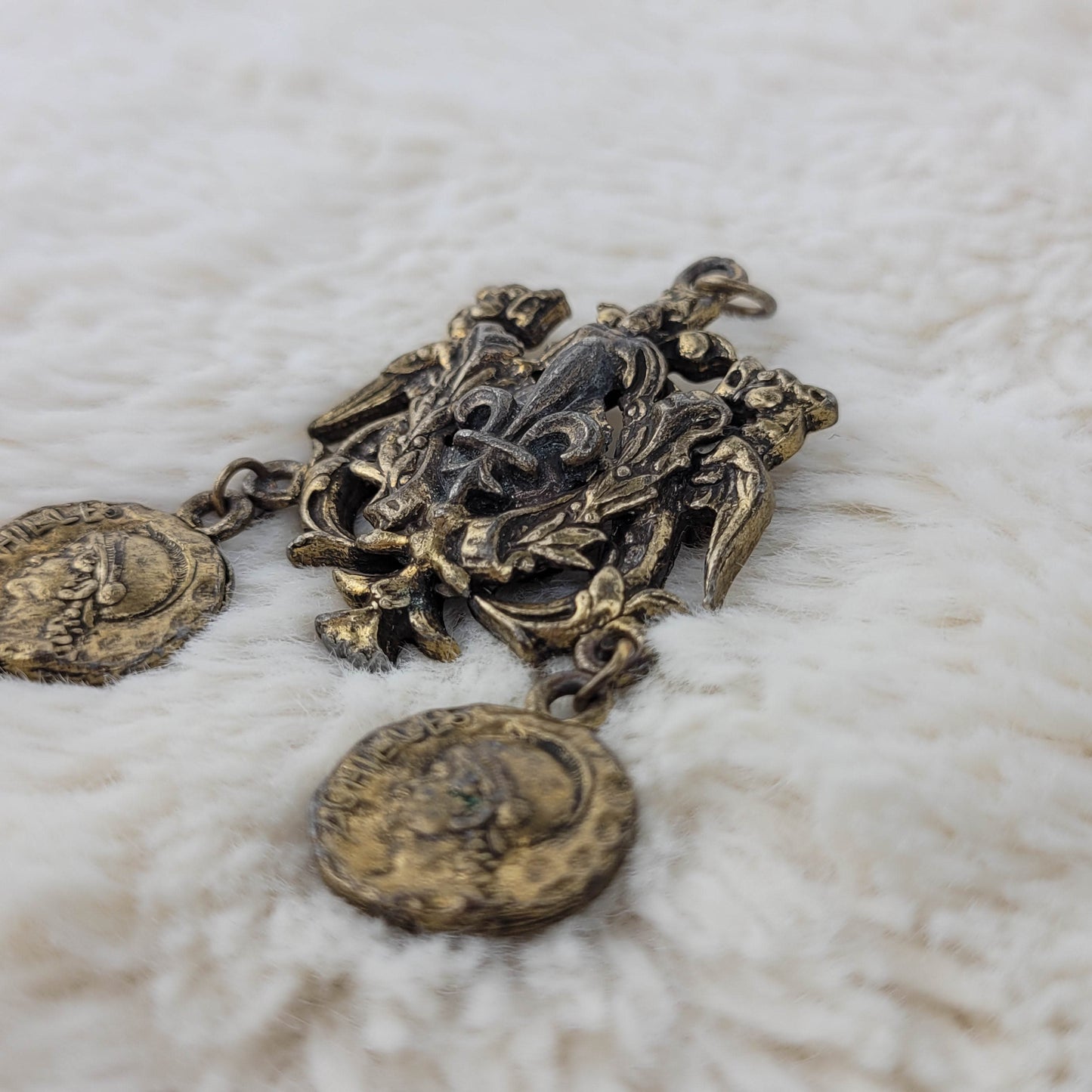 1930's Gold Tone Metal Fleur Delis Coin Pendant Pin