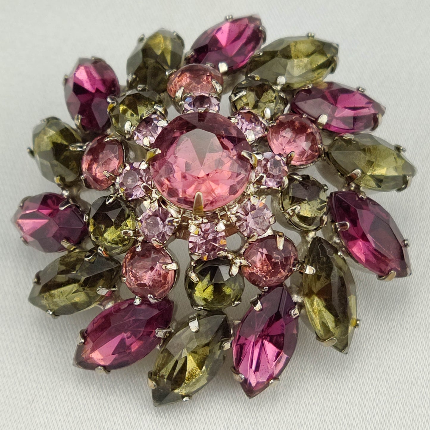 1950s Vintage Dome Pin with Plum and Gray Rhinestones