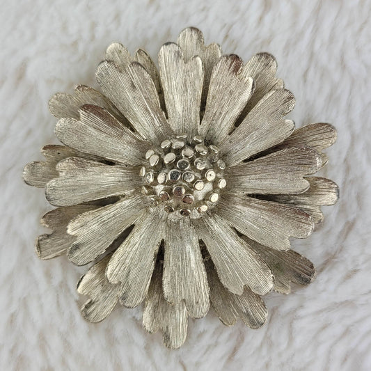 1960's Vintage Gold Tone Metal Flower Circular Pin by BSK
