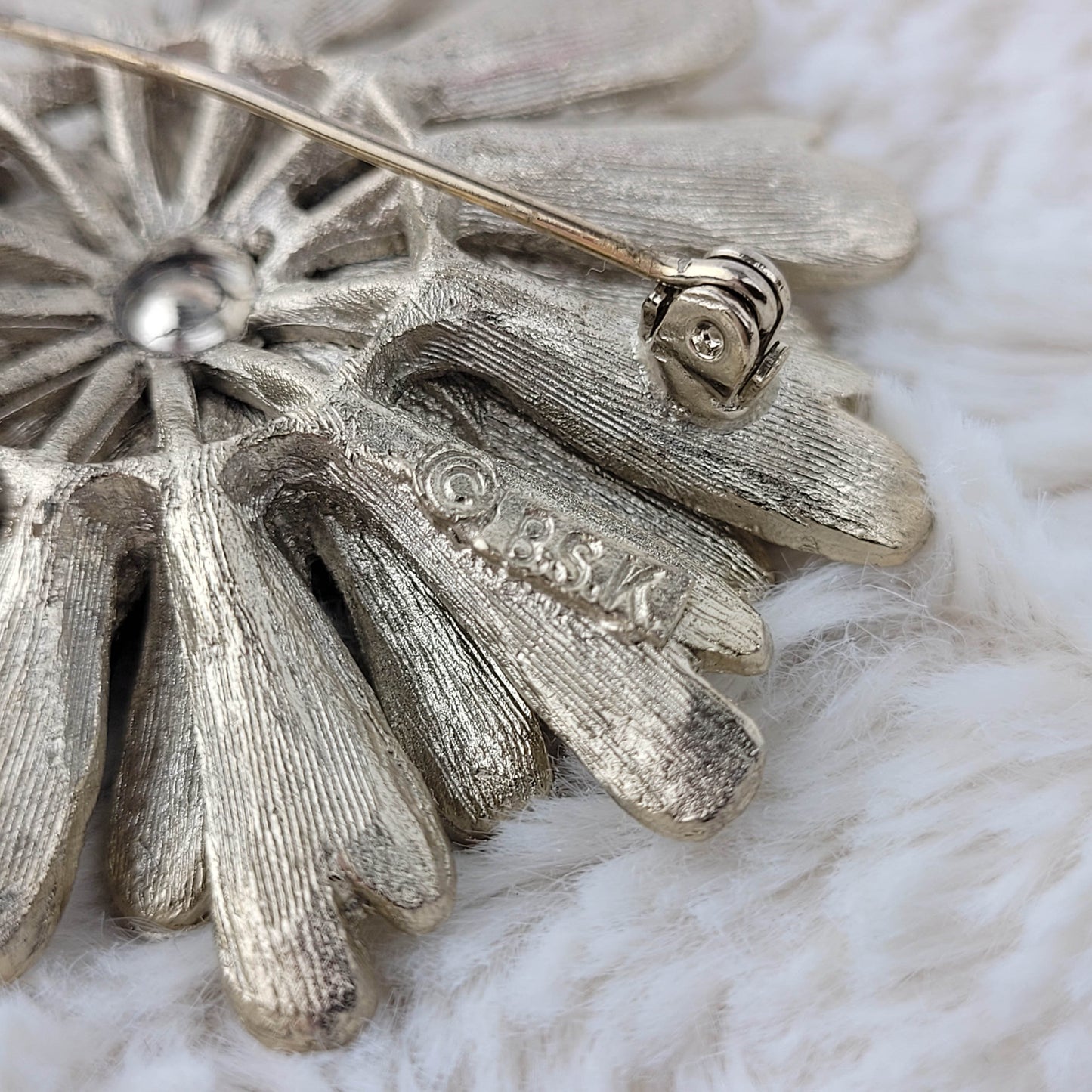 1960's Gold Tone Metal Flower Circular Pin by BSK
