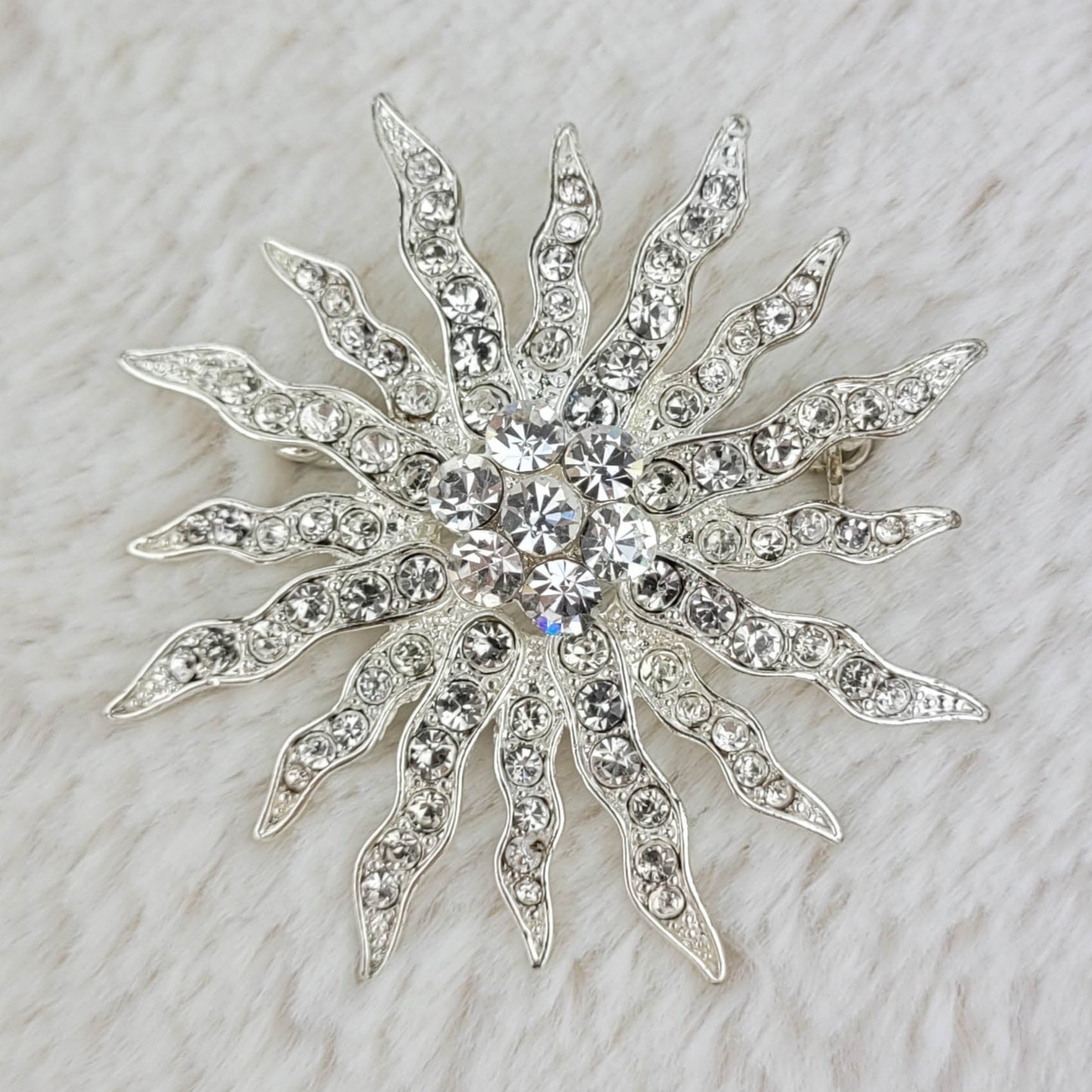 1970's Clear Rhinestone Starburst Pin