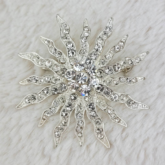 1970's Vintage Clear Rhinestone Starburst Pin