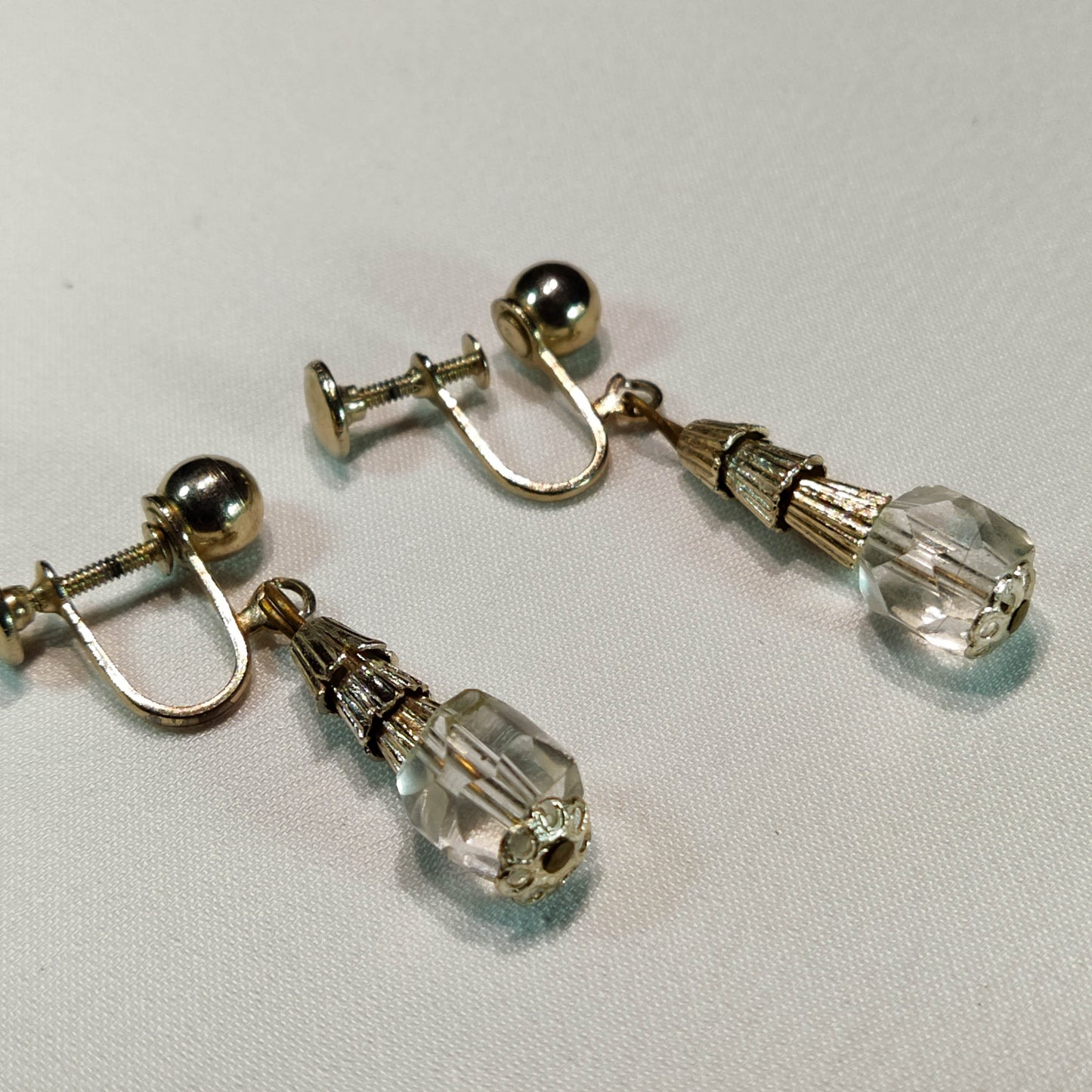 1970's Vintage Clear Crystal Dangle Screwback Earrings