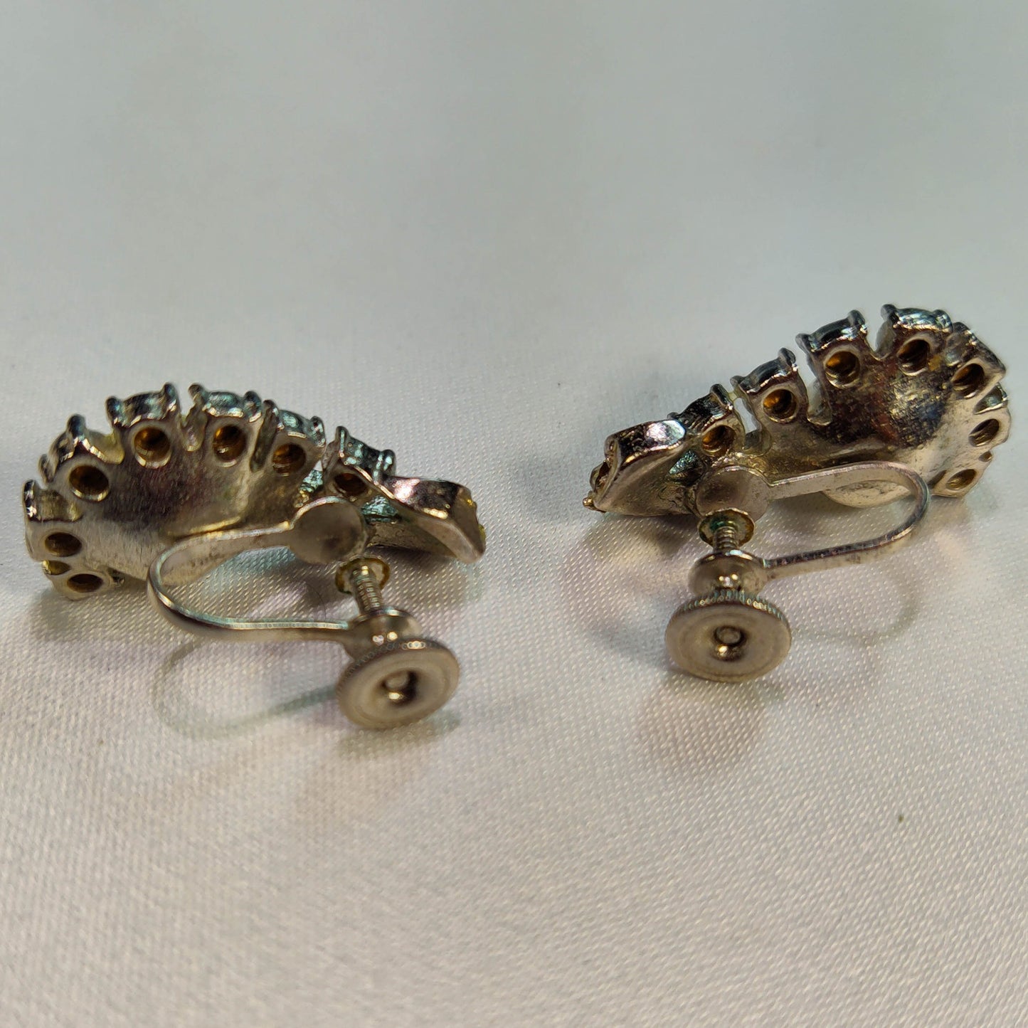 1930's Pearl Rhinestone Screw Back Earrings