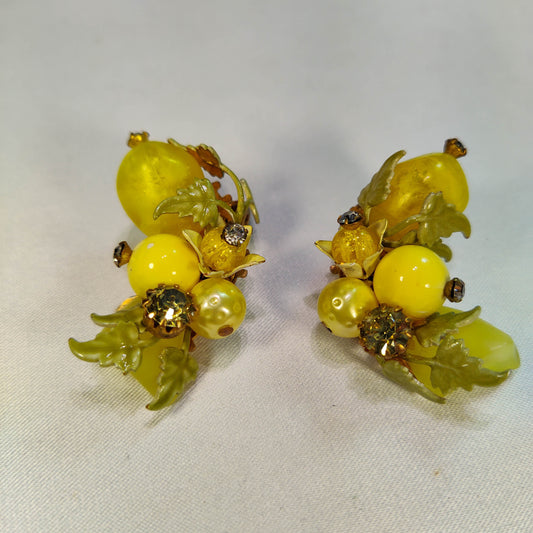 1950's Vintage Yellow Bead Lemon and Flower Rhinestone Cluster Clip Earrings