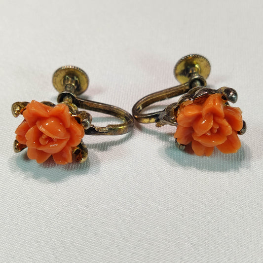 1940s Vintage Screw Back Earrings with Bakelite Coral Rose Flowers