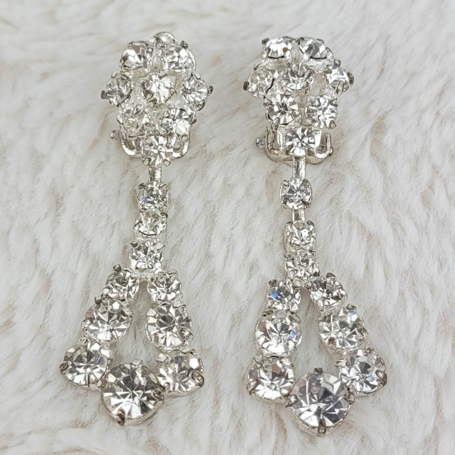 1950's Clear Rhinestone Dangle Clip Earrings