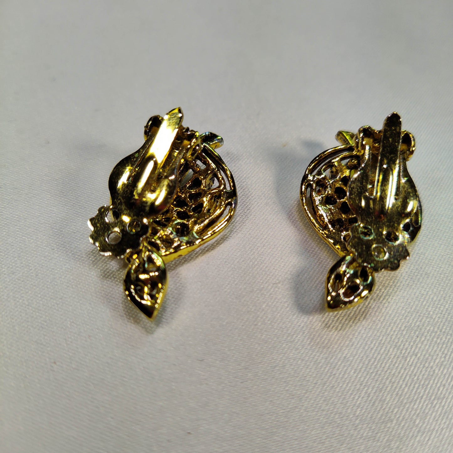 1980's Green Rhinestone and Gold Metal Leaf Clip Earrings
