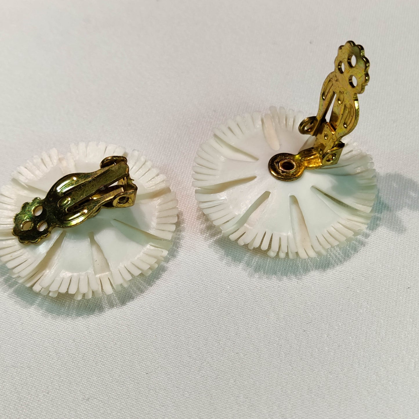 1950's Vintage White Plastic and Rhinestone Flower Clip Earrings