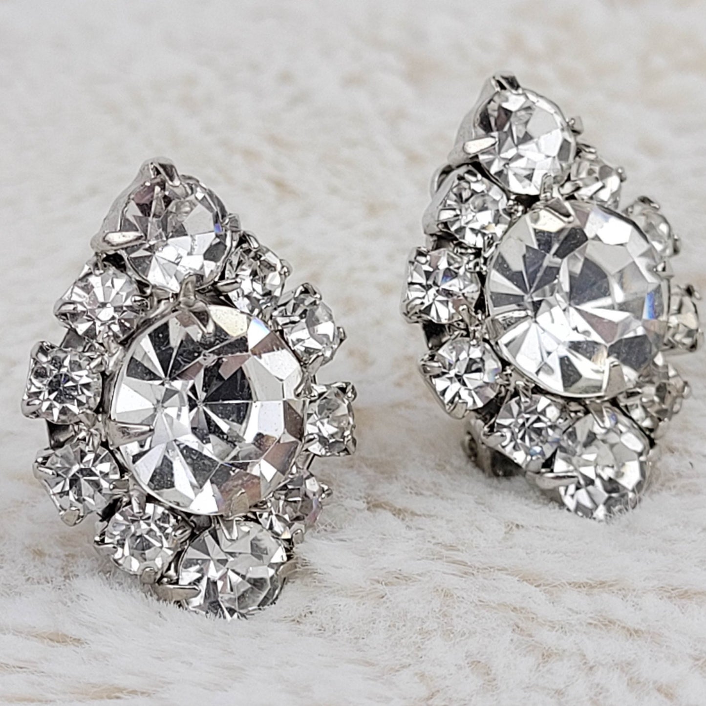 1950's Clear Rhinestone Star Clip Earrings
