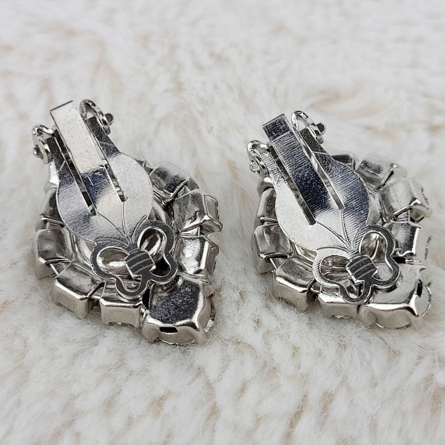 1950's Clear Rhinestone Star Clip Earrings