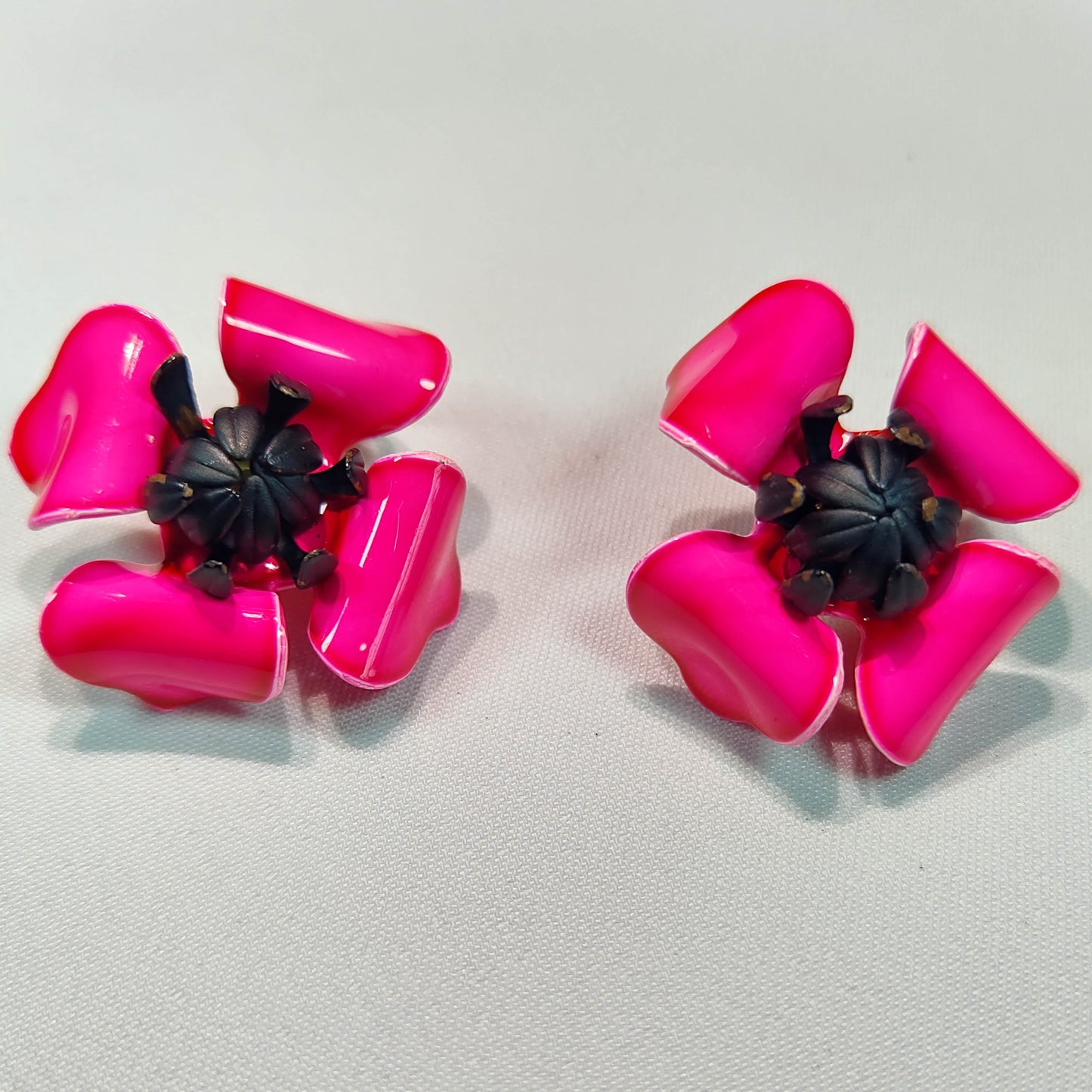 1950's Vintage Pink Enamel Flower Clip Earrings