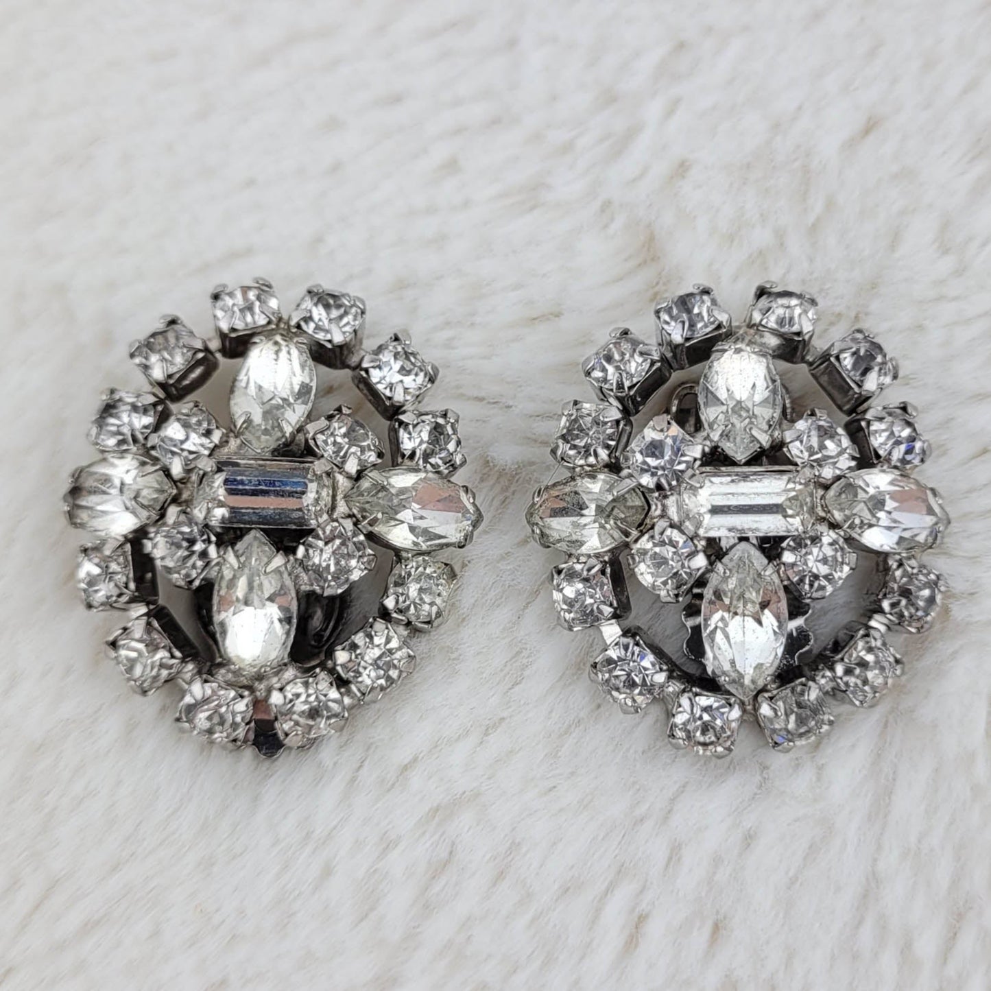 1950's Clear Rhinestone Circular Cluster Clip Earrings