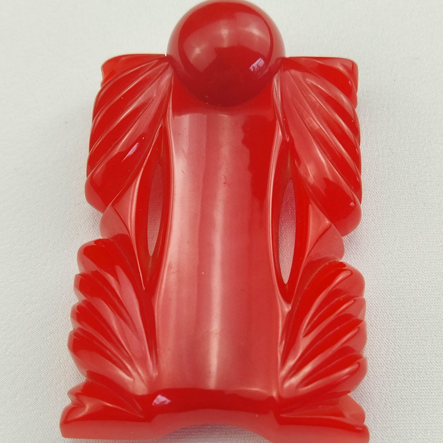 1920's Red Bakelite Large Fur Clip