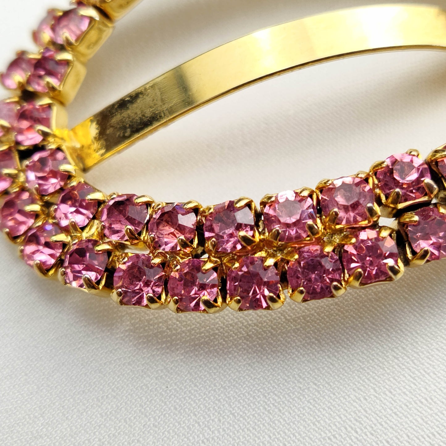 1950's Pink Rhinestone and Gold Tone Metal Hair Tie