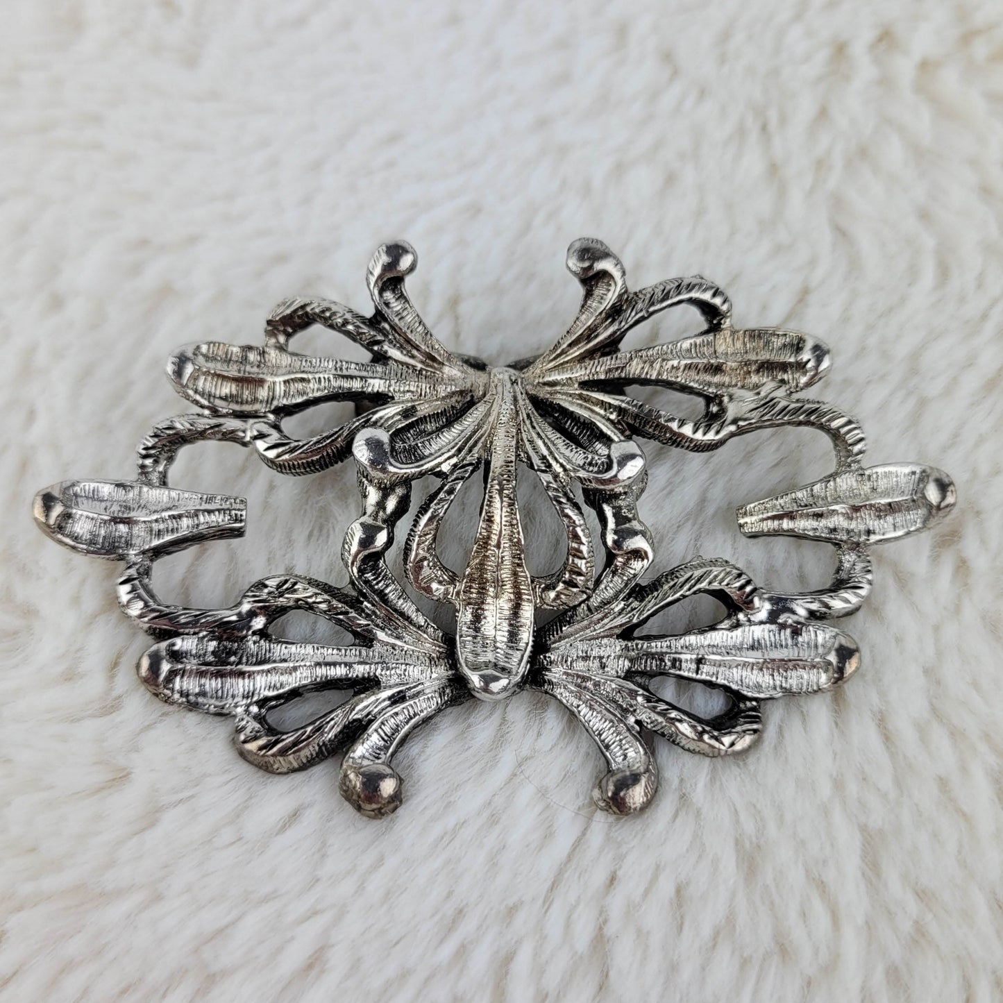 1920's Silver Tone Metal Bow Tie Shoe Clip