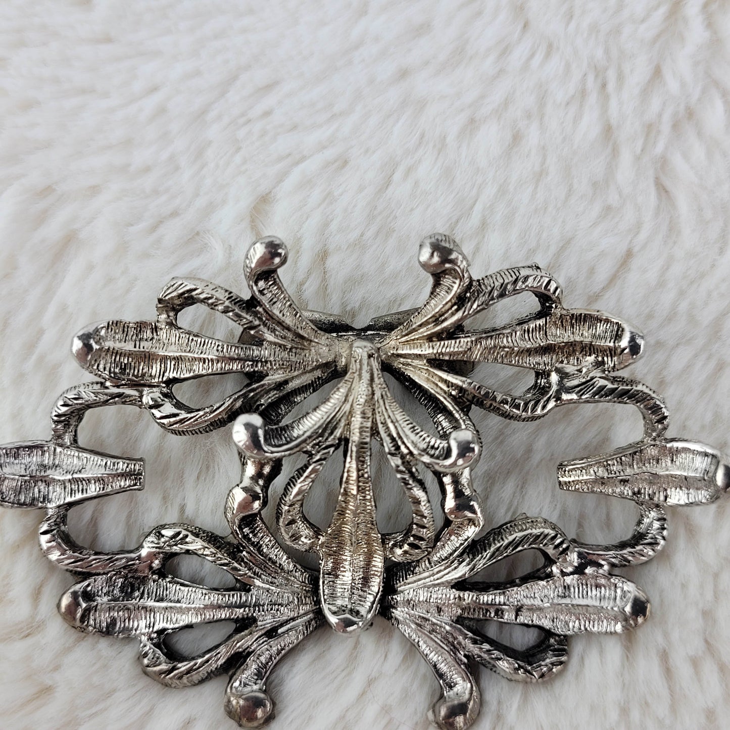 1920's Silver Tone Metal Bow Tie Shoe Clip