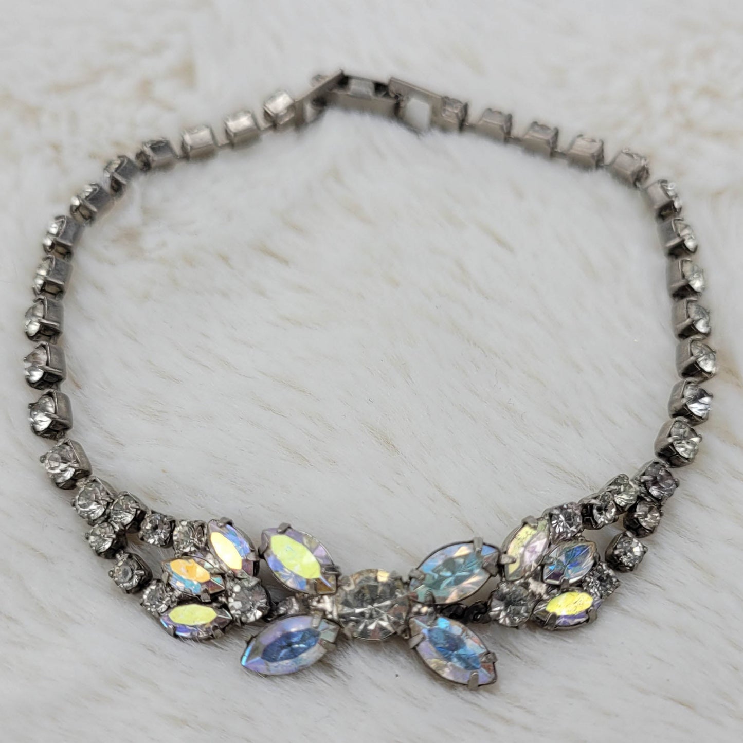 1950's Single Strand Rhinestone Cluster Bracelet