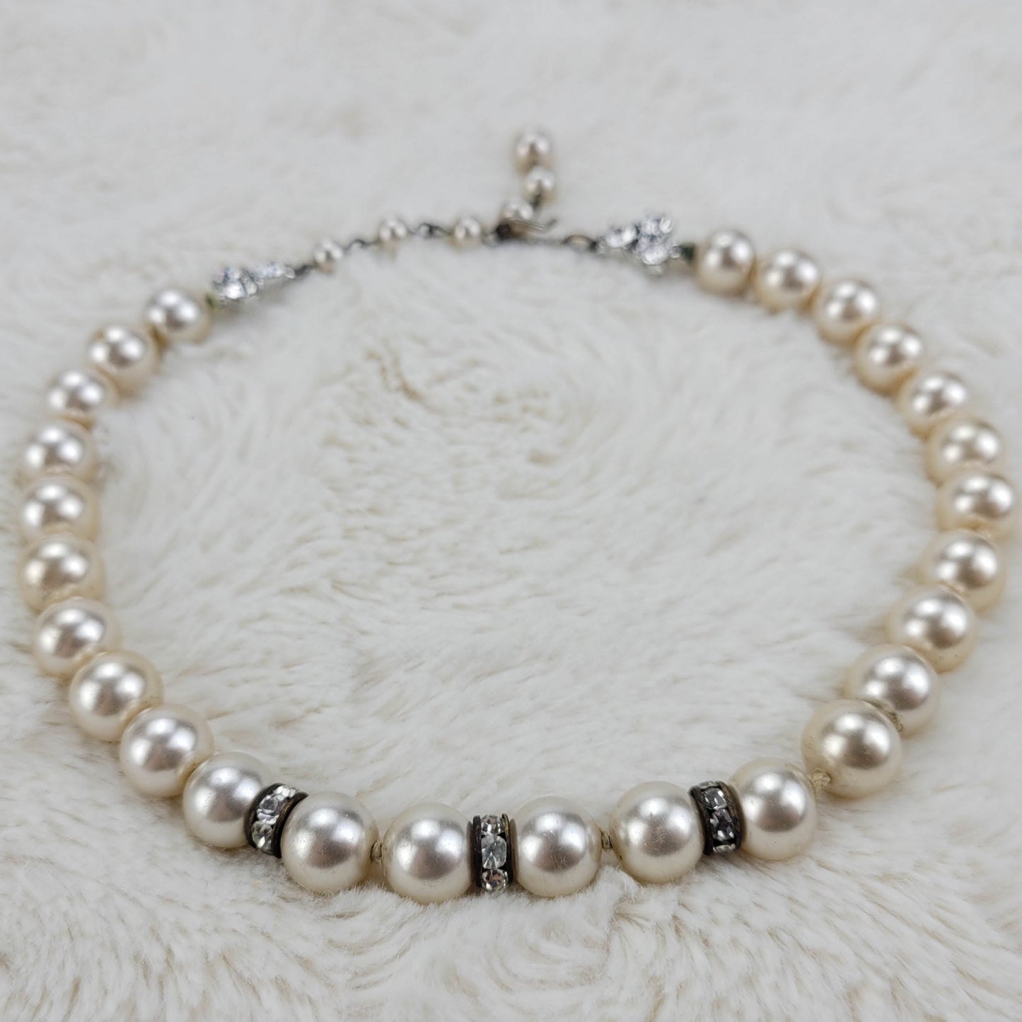 1950's Pearl Bead and Rhinestone Single Strand Necklace