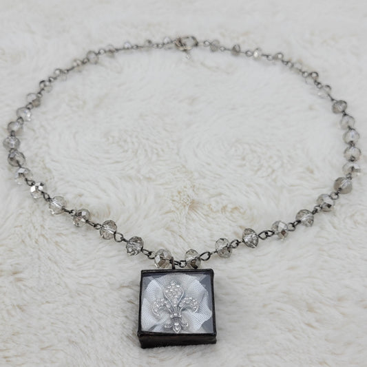 1960s Vintage Glass Bead Necklace with a Fleur de Lis Rhinestone Pendant in a Black Box