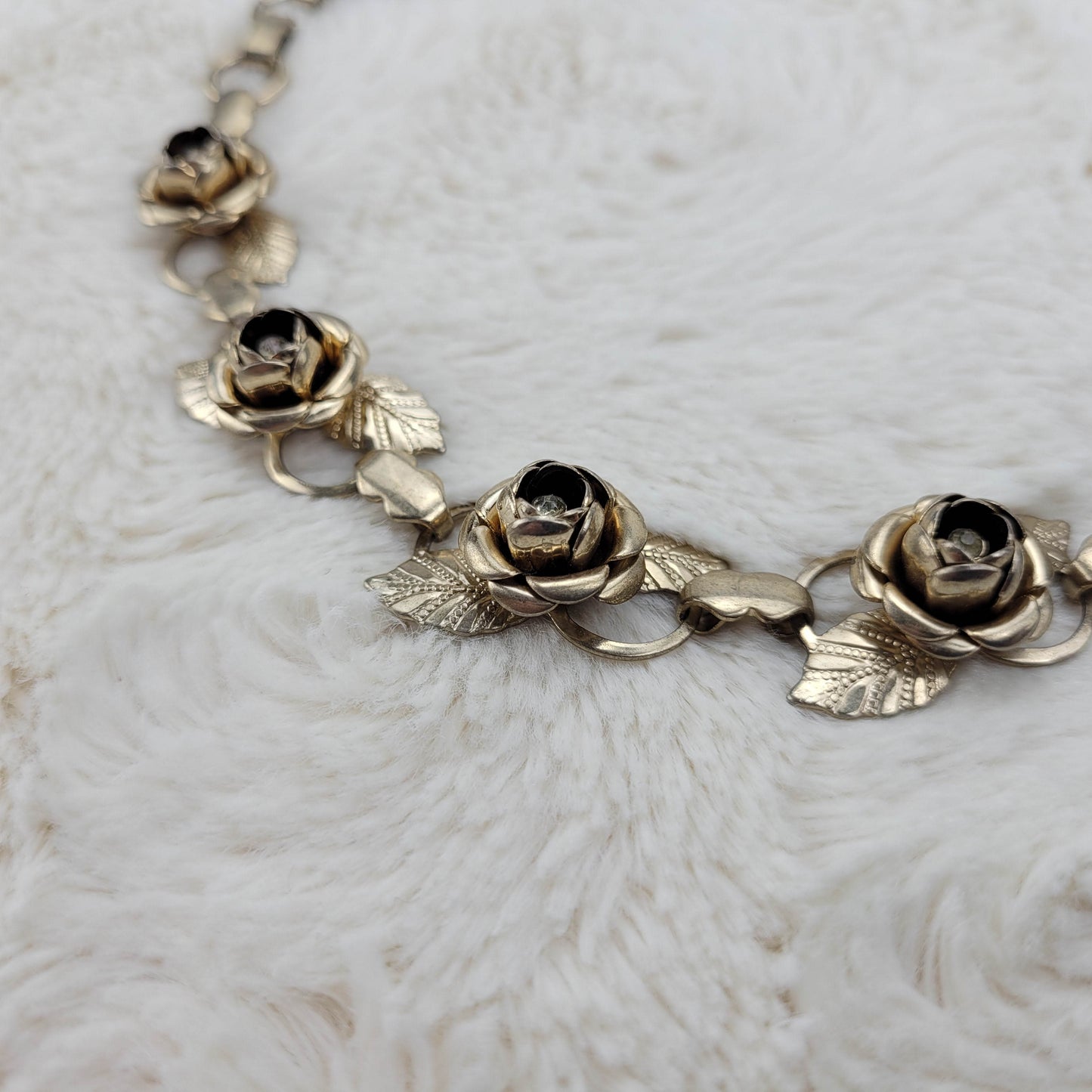 1970's Gold Tone Metal Flower Necklace with Clear Rhinestone Centers