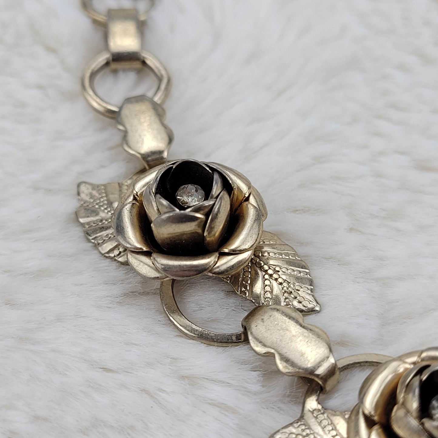 1970's Gold Tone Metal Flower Necklace with Clear Rhinestone Centers