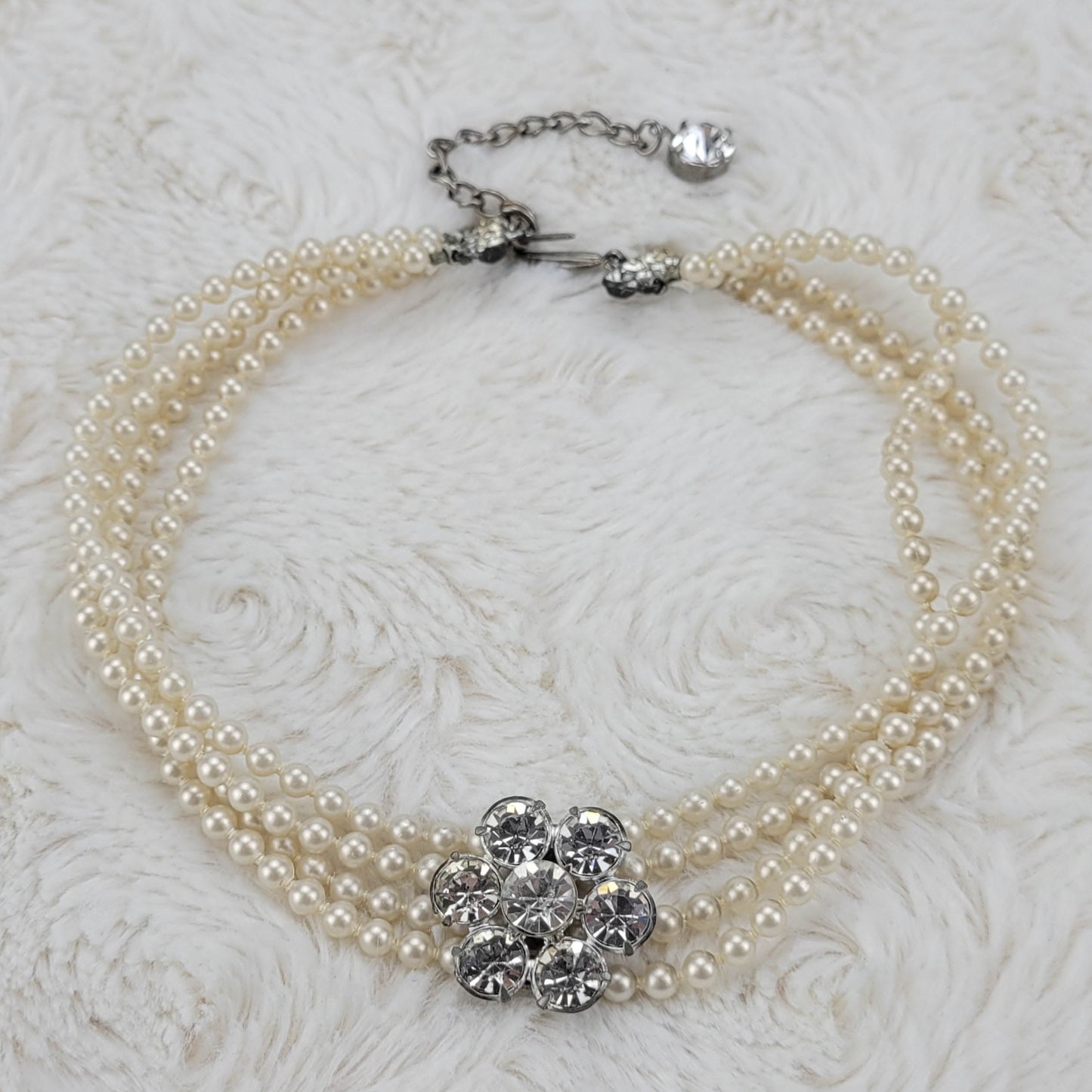 1940's Pearl Bead Strand Choker with a Rhinestone Flower Center Piece