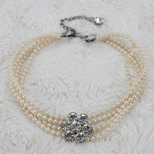1940s Vintage Pearl Bead Strand Choker with a Rhinestone Flower Center Piece