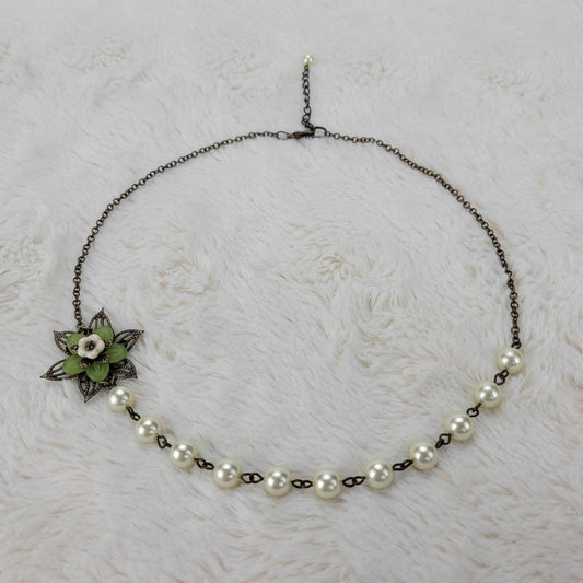 1950's Vintage Pearl Bead and Chain Flower Necklace