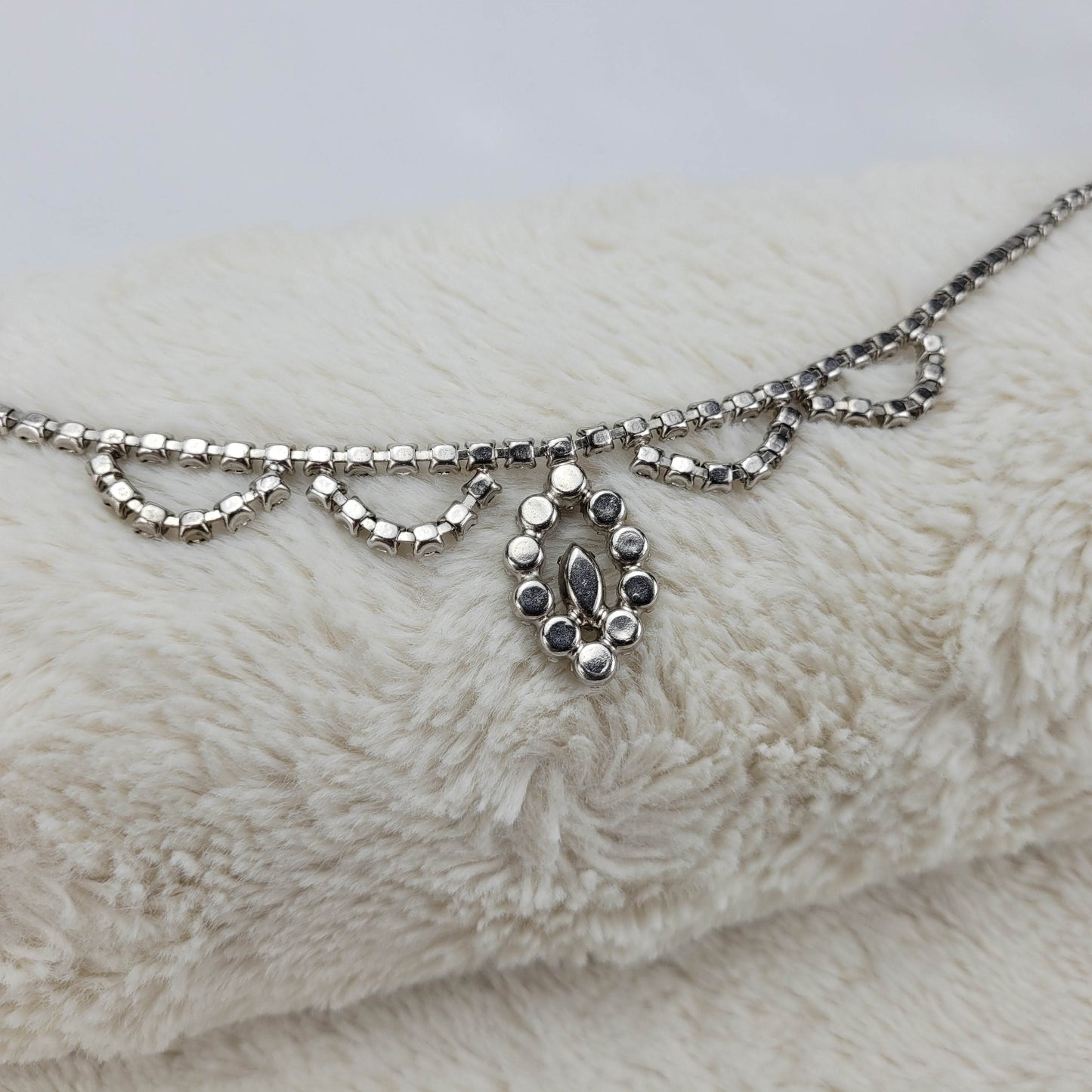 1950's Vintage Clear Rhinestone Loop Necklace with a Center Pendant