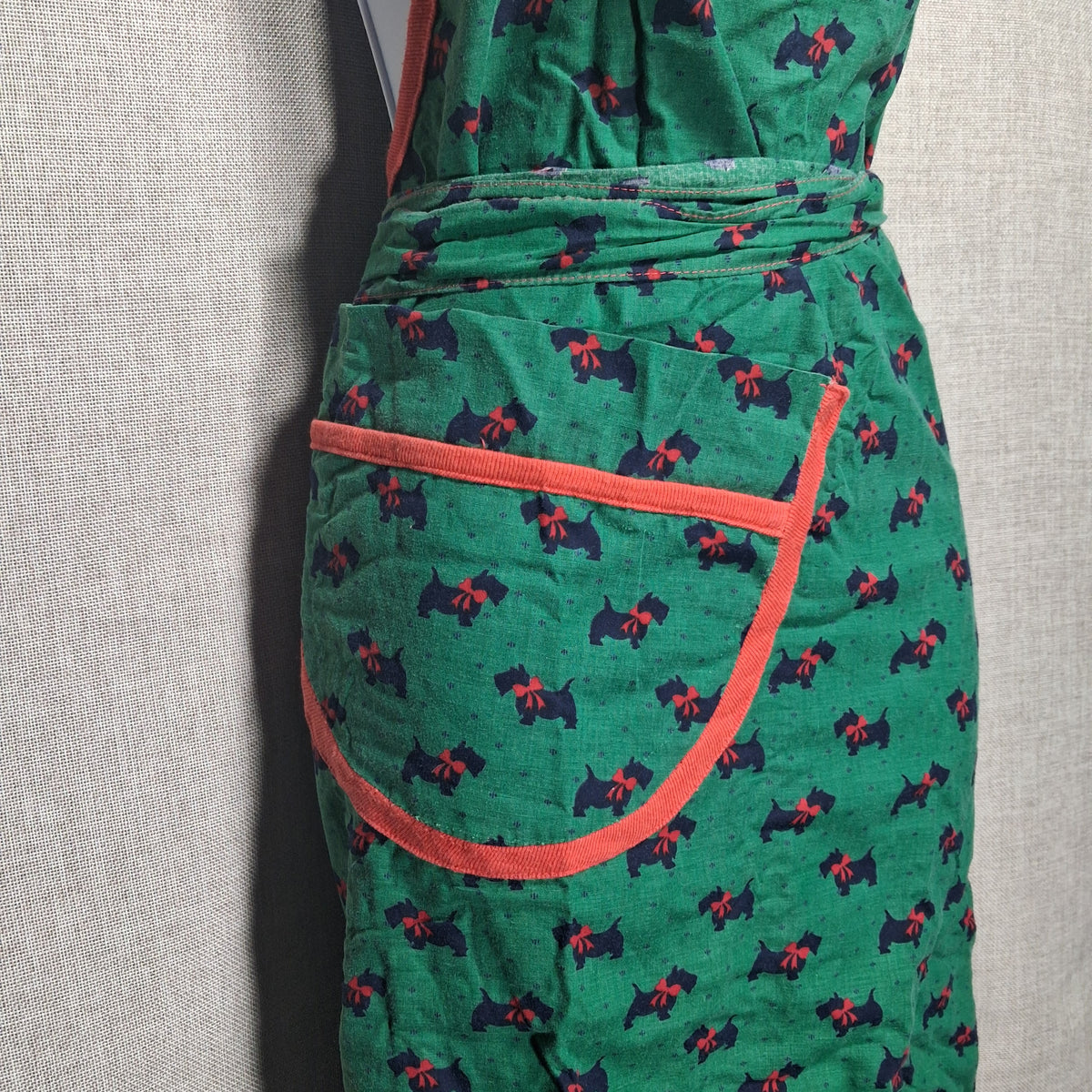 Vintage Cotton Apron in Green with Red Piping, Puppies and a Large Pocket