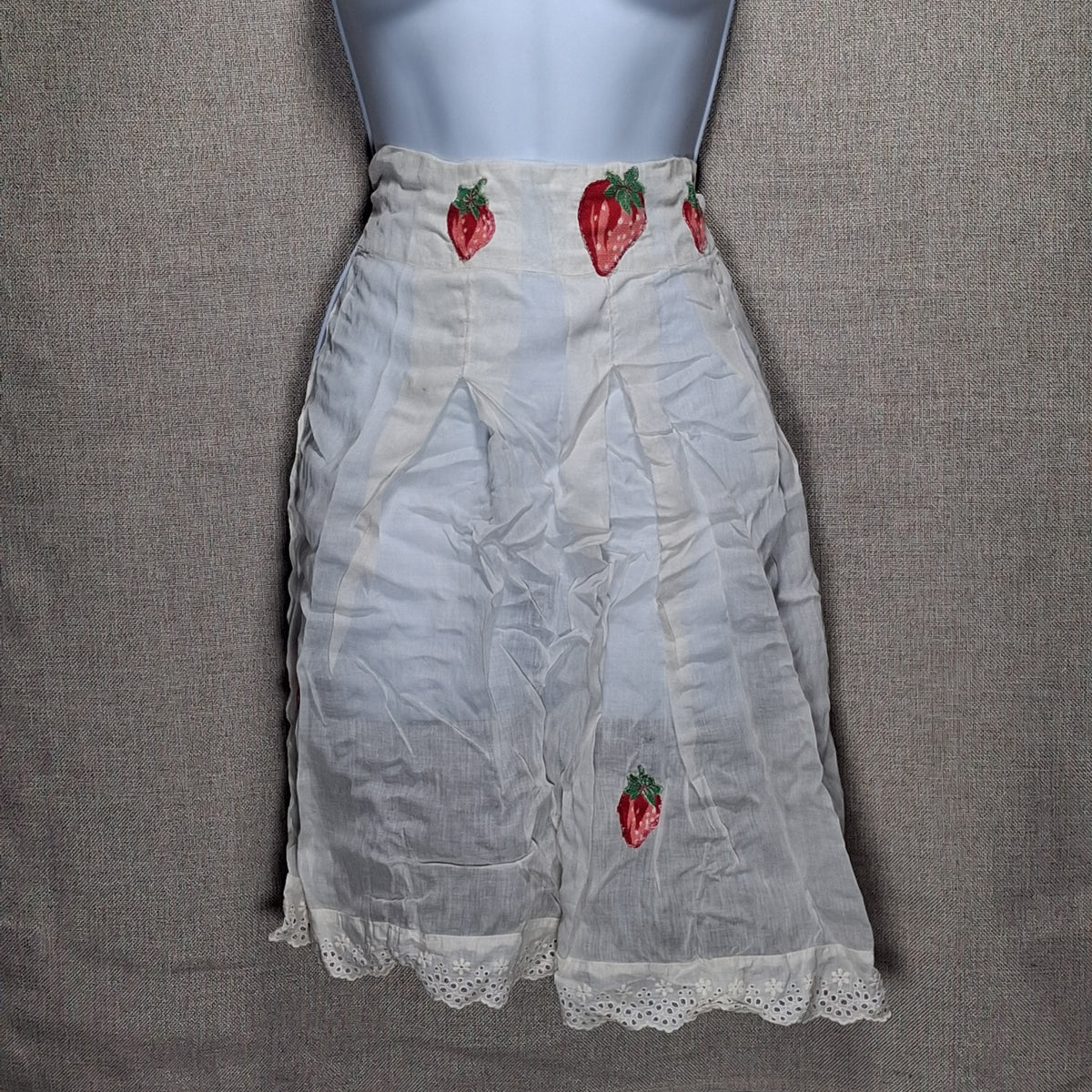 Vintage Sheer Kitchen Apron: White with Strawberries and Lace