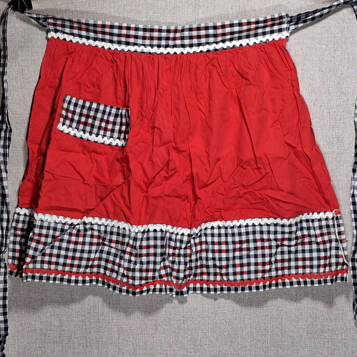 Vintage Cotton Apron in Red with Black and White Check and Big Pocket