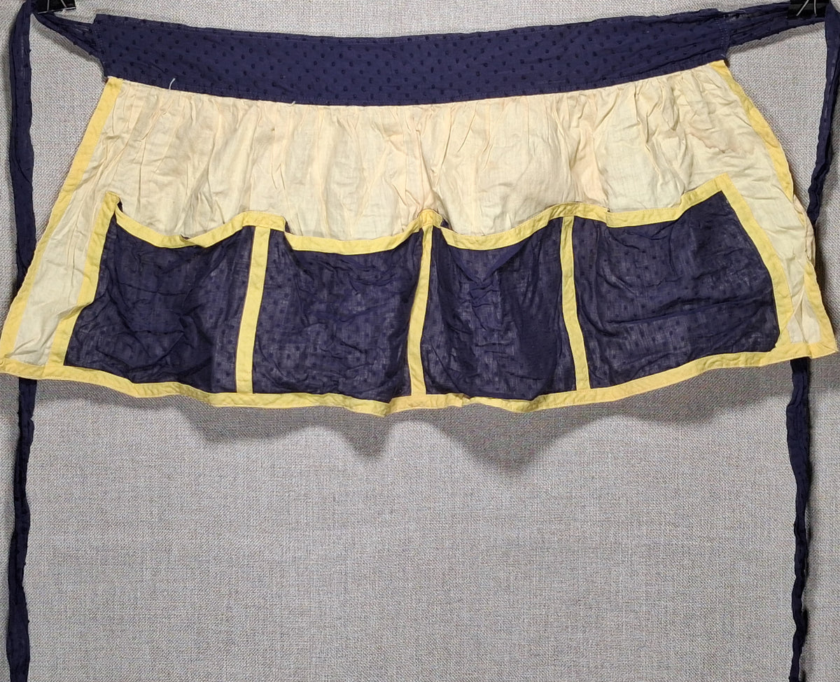 Vintage Cotton Kitchen Apron in Yellow and Blue with Lace Tie and Trim: A lot of Pockets!