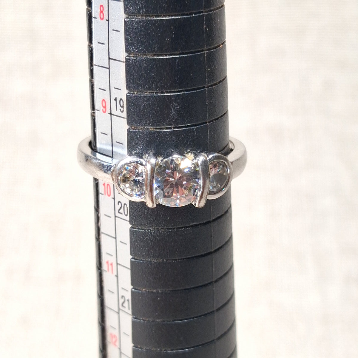 Vintage Silver Tone Ring with Three Clear Rhinestones: Size 9.5