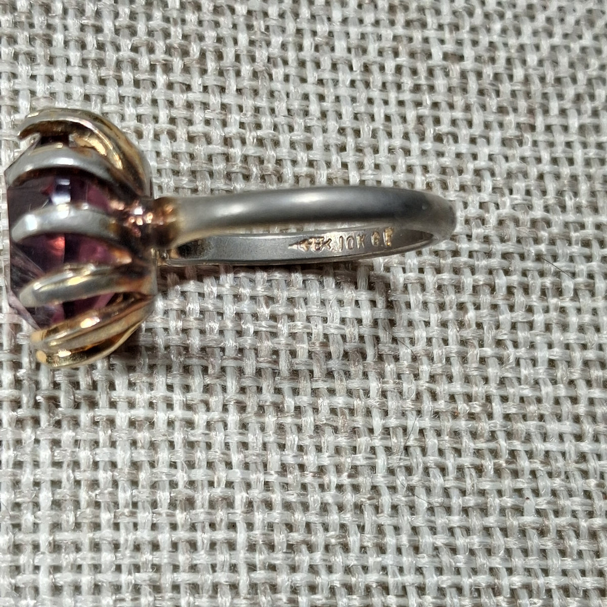 Vintage 10K Gold Plated Ring with a Solitaire Purple Rhinestone Glass: Size 7.5