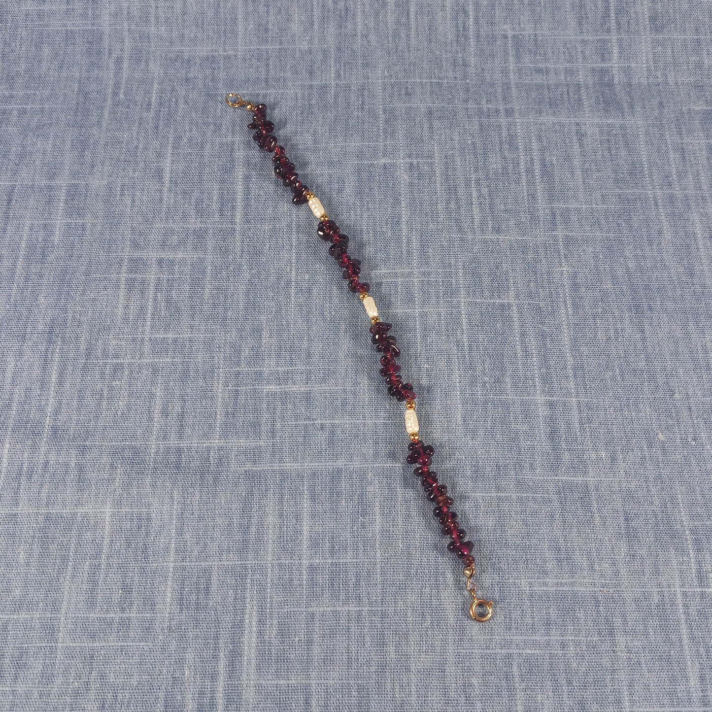 1960s Vintage Bracelet of Garnets and Fresh Pearls